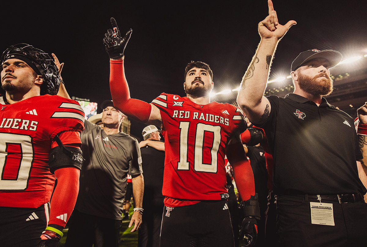 Football player making a L with his fingers