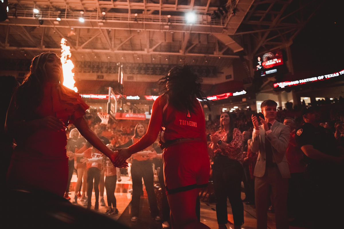 Basketball player steps onto the court