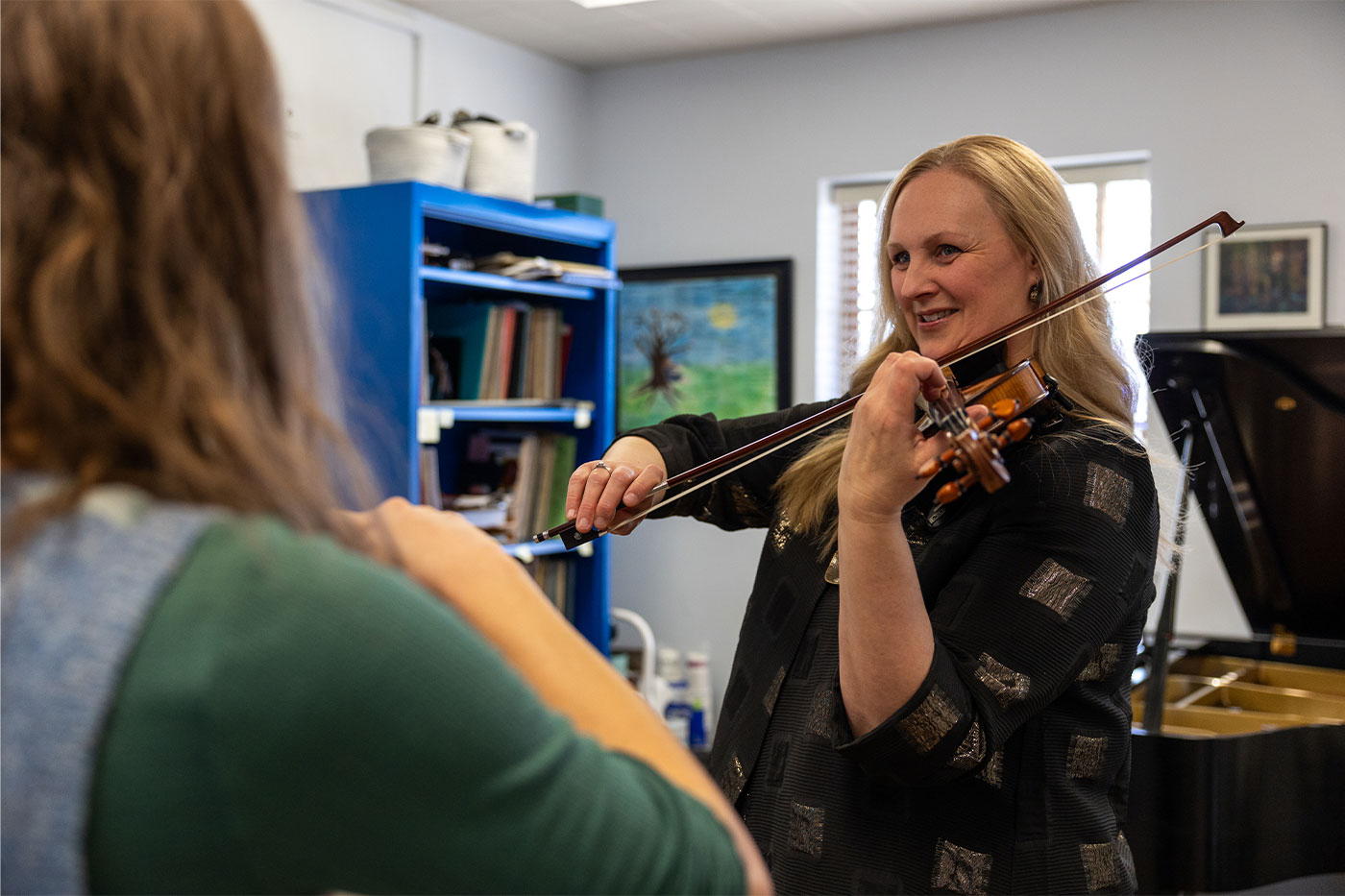 Annie Chalex Boyle with violin