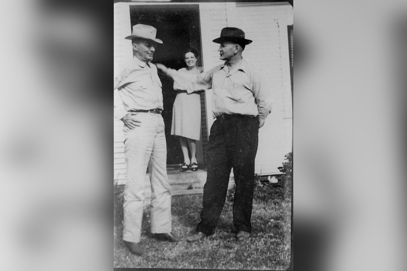 Lauro, left, with his mother, Tomasa, and his father, Lauro Sr. 