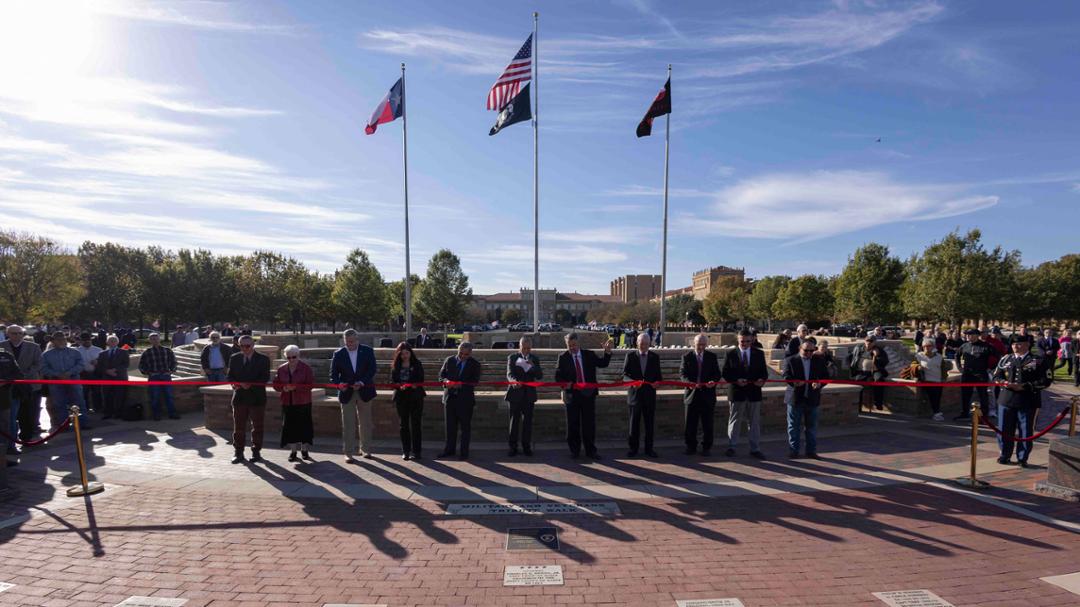 Texas Tech Cuts Ribbon on Military & Veterans Tribute Walk and Wall of Honor